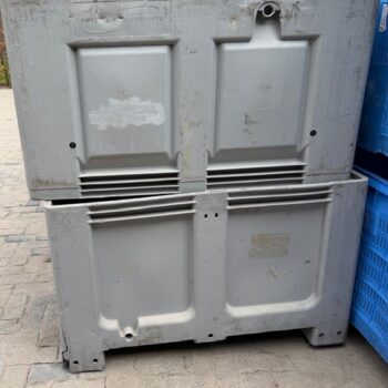 Kunststof palletbox met schade export, opslag