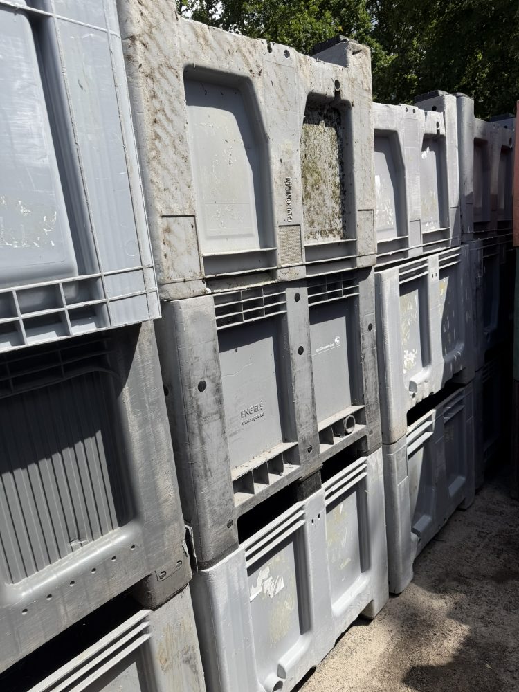 Kunststof palletbox met schade export goedkoop
