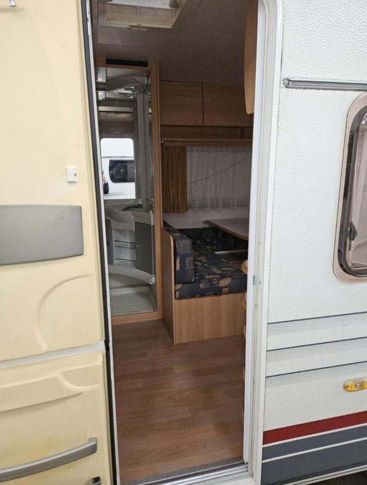 Home-car Racer 43 Fantasy Caravan