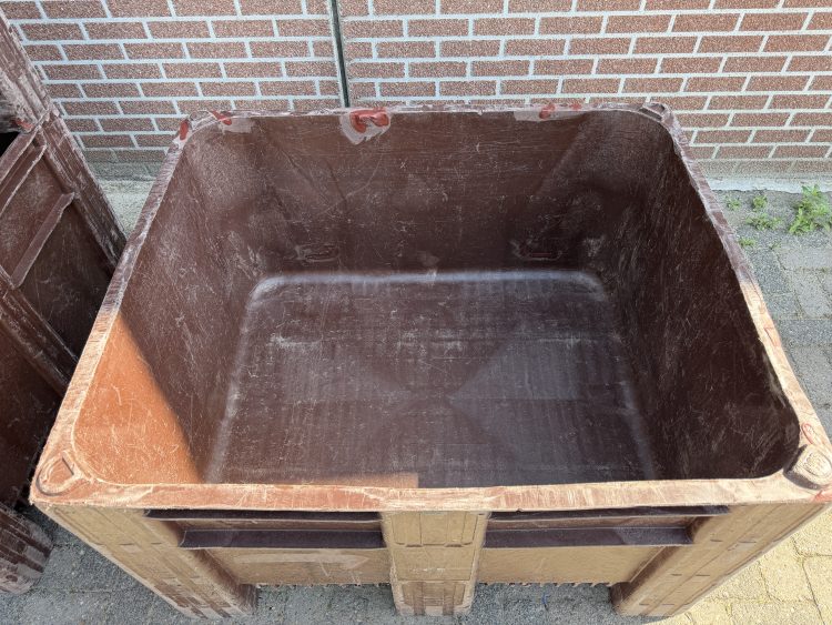 Dolav palletbox paarden opslag voerbox kunststof hooi slow