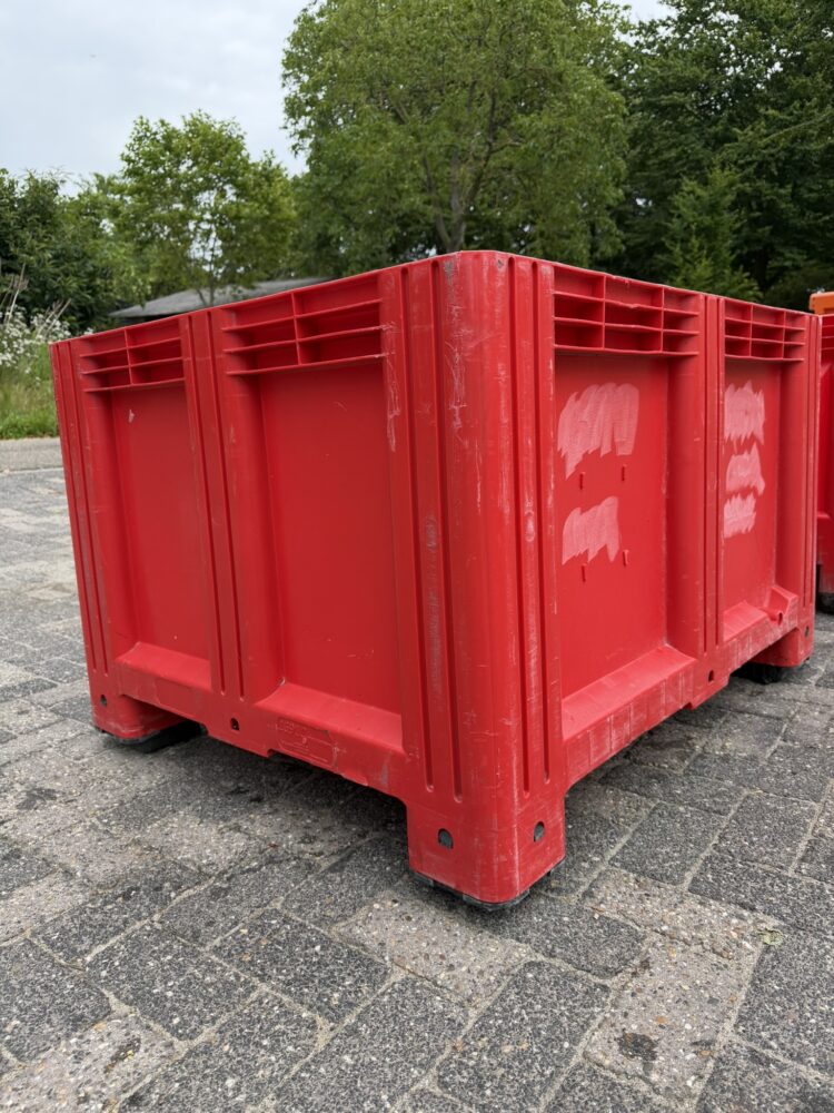 Rode kunststof palletbox 1200x1000x760 mm | Gebruikt