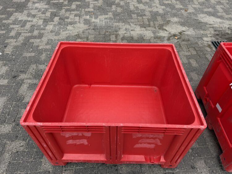 Rode kunststof palletbox 1200x1000x760 mm | Gebruikt