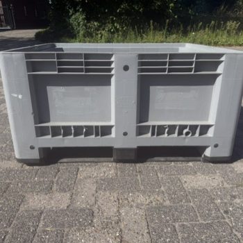 Kunststof palletbox 120x100x60cm laagmodel slede grijs