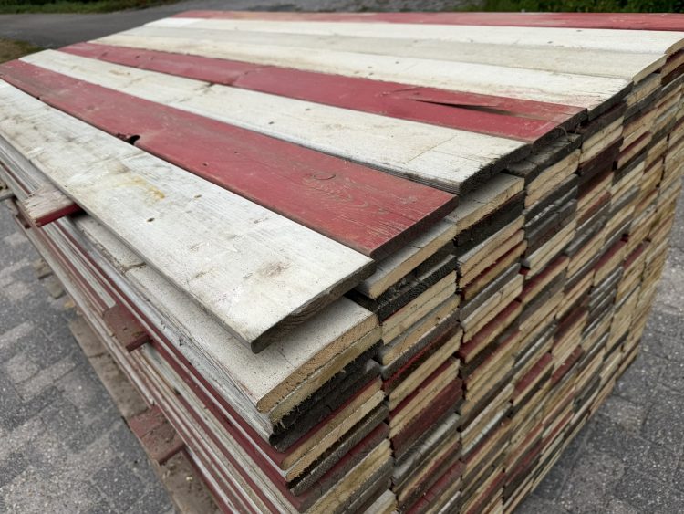 Rood/witte sloophout planken gekleurd 220cmx14cm