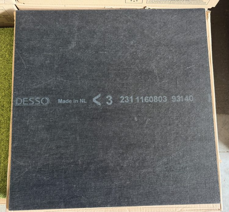 Desso Essence 9502 Grijs 50x50cm tapijttegels nieuw