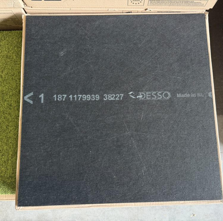 Desso Esscence 9504 grijs 50x50cm tapijttegels nieuw