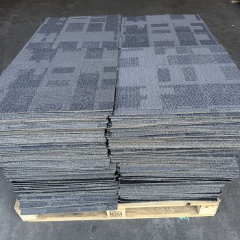 Tapijttegels 50x50cm grijs blokjes gebruikt