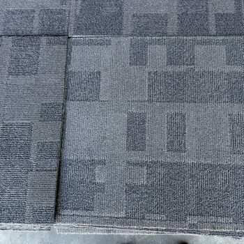 Tapijttegels 50x50cm grijs blokjes gebruikt