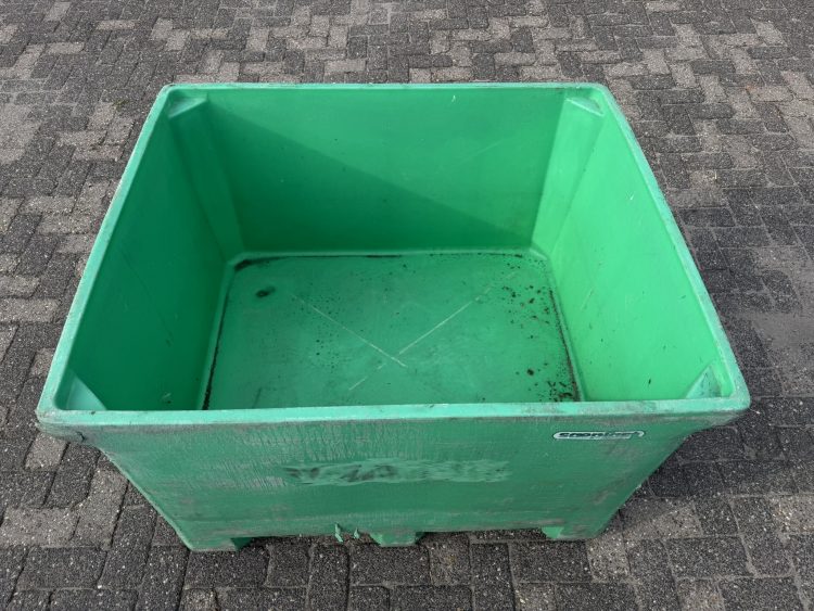 Sterke kunststof palletboxen – Saeplast 630 Tub!
