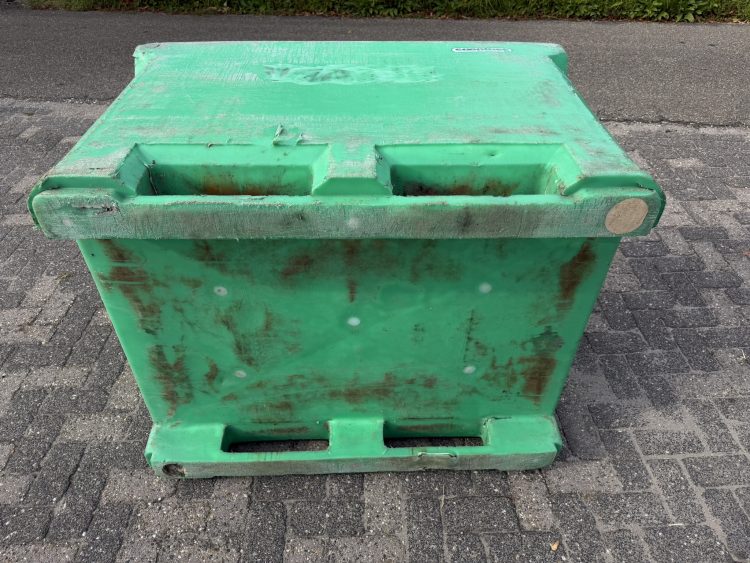 Sterke kunststof palletboxen – Saeplast 630 Tub!