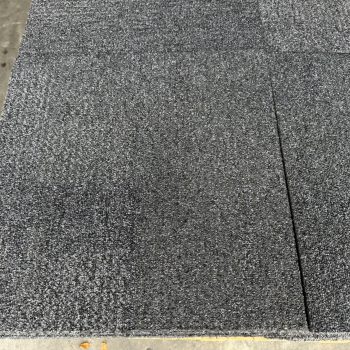 Interface Heuga tapijttegels 50x50cm donker grijs gebruikt