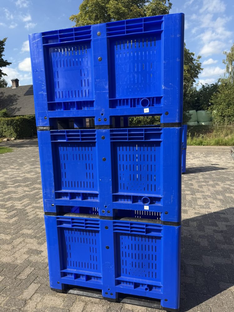 Geperforeerde kunststof palletbox 1200X800X780mm nieuwstaat