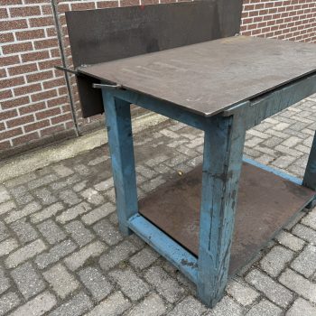 Stalen werkbank optie met nieuw beukenwerkblad