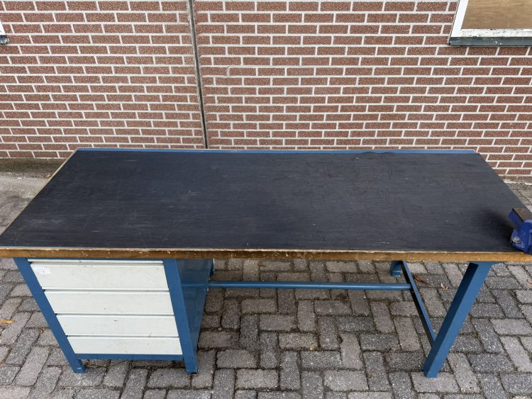Overtoom Werkbank met Ladekast Beuken Werkblad Bankschroef
