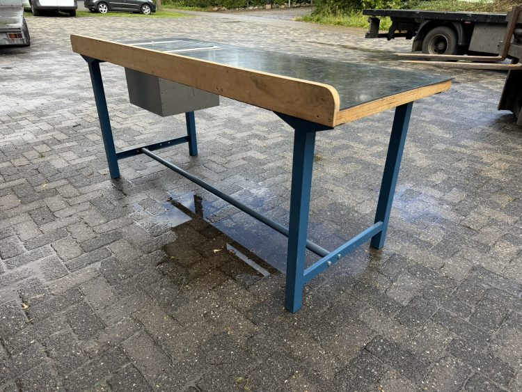 Overtoom Werkbank met filterkast Beuken Werkblad