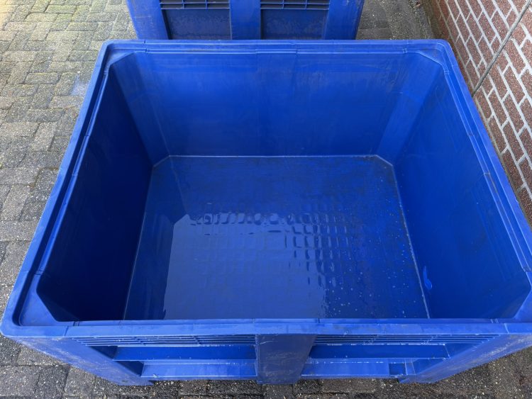 Kunststof palletbox met slede blauw 1200x1000mm