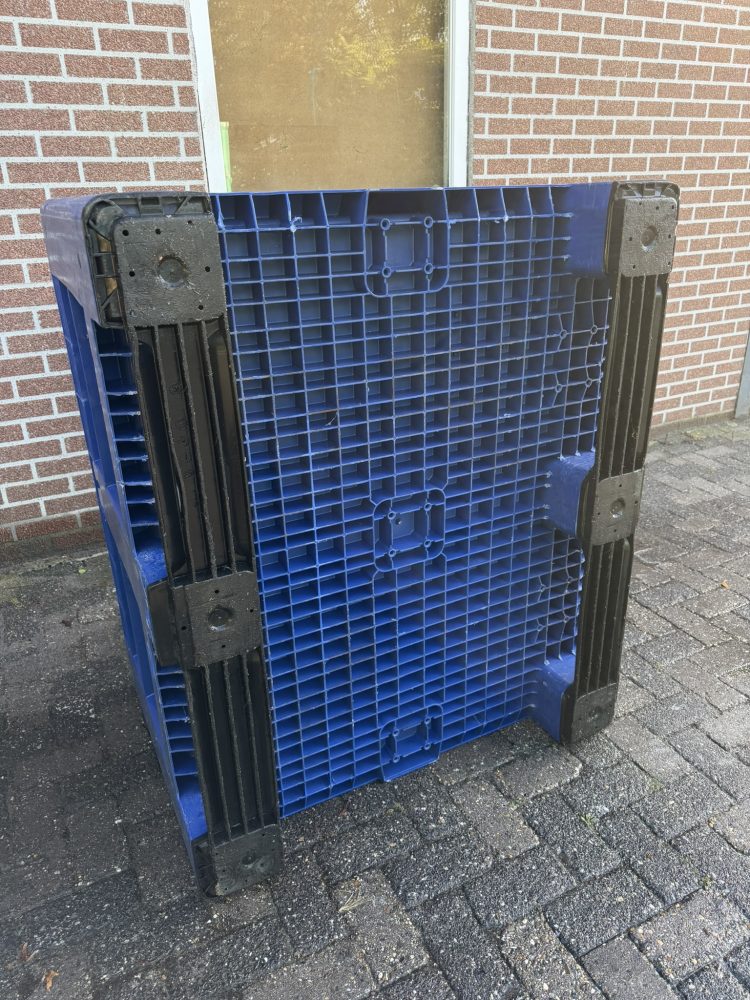 Kunststof palletbox met slede blauw 1200x1000mm