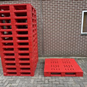 Kunststof pallets-Hygiëne zeer goede staat 1200x1000x1700mm