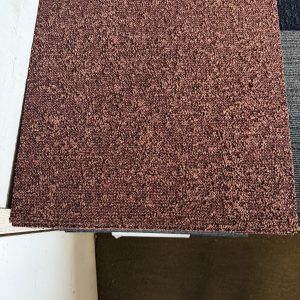 Partij Desso tapijttegels B-keus bruin/rood 50x50cm nieuw 26
