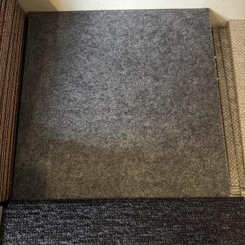 Partij Desso tapijttegels B-keus beige 50x50cm nieuw #028