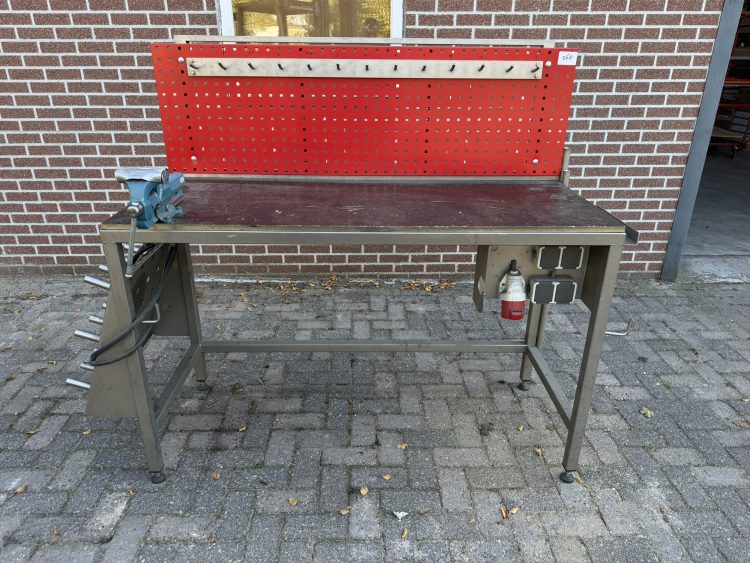 RVS werkbank met Heuer front bankschroef