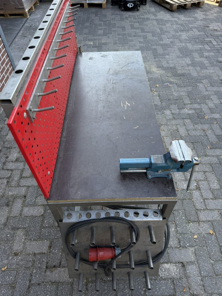 RVS werkbank met Heuer front bankschroef