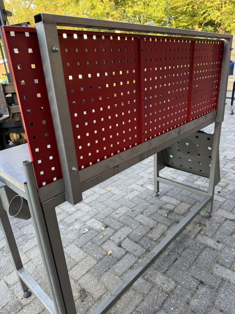 RVS werkbank met Heuer front bankschroef
