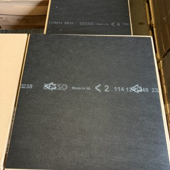 Desso Essence 8803 Blauw 50x50cm tapijttegels nieuw