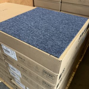 Desso Essence 8803 Blauw 50x50cm tapijttegels nieuw
