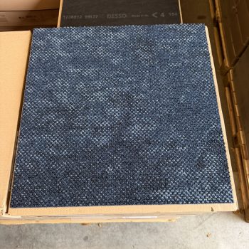 Desso tapijttegels Grezzo 8811 blauw Soundmaster 50x50cm nieuw