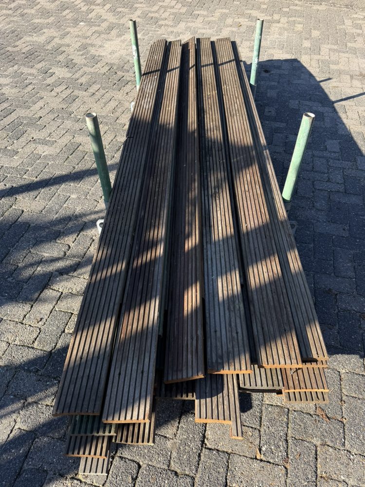 Vlonderplank Bangkirai vlonders hardhout gesorteerd