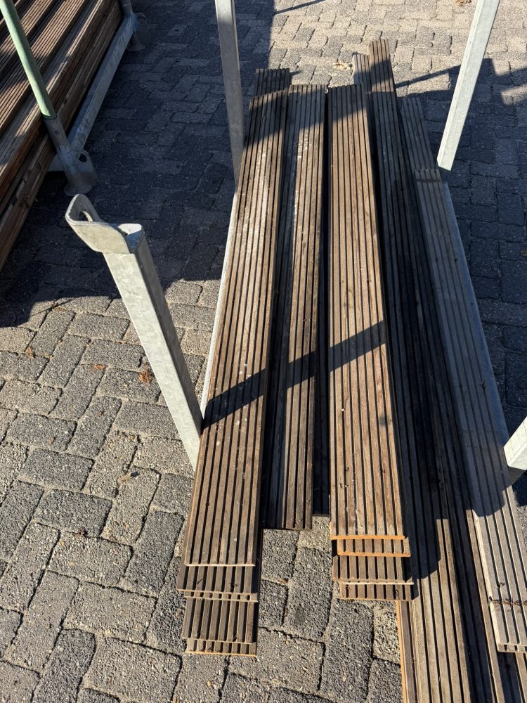 Vlonderplank Bangkirai vlonders hardhout gesorteerd