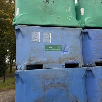 Sterke kunststof palletboxen – Saeplast 630 Tub! Metaal, opslag, oud ijzer