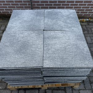 Tapijttegels grijs 50x50 cm gebruikte vloertegels #910