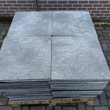 Tapijttegels grijs 50x50 cm gebruikte vloertegels #910