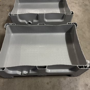 Kunststof palletbox, drinkbak, voerbak, puppybak, waterbak