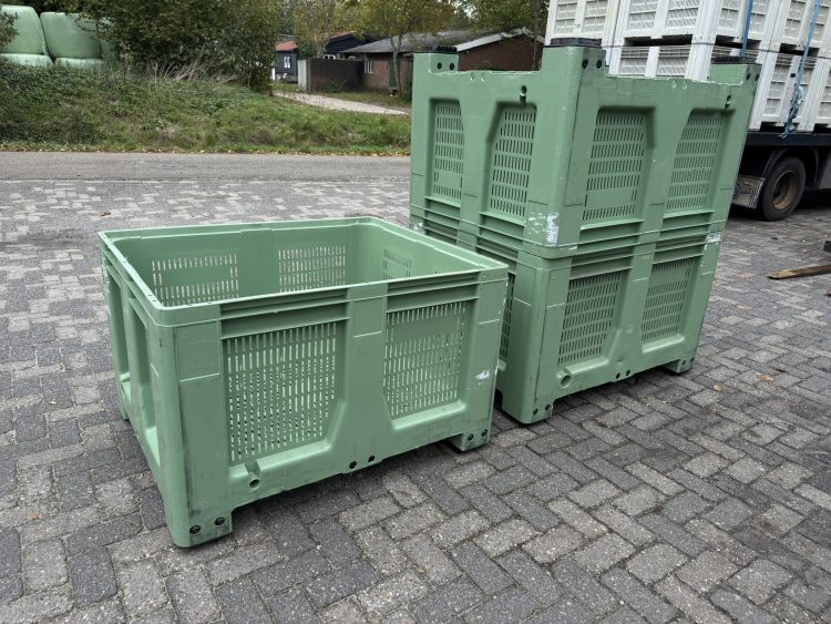 Geperforeerde kunststof palletbox hooibox, slowfeeder, fruit