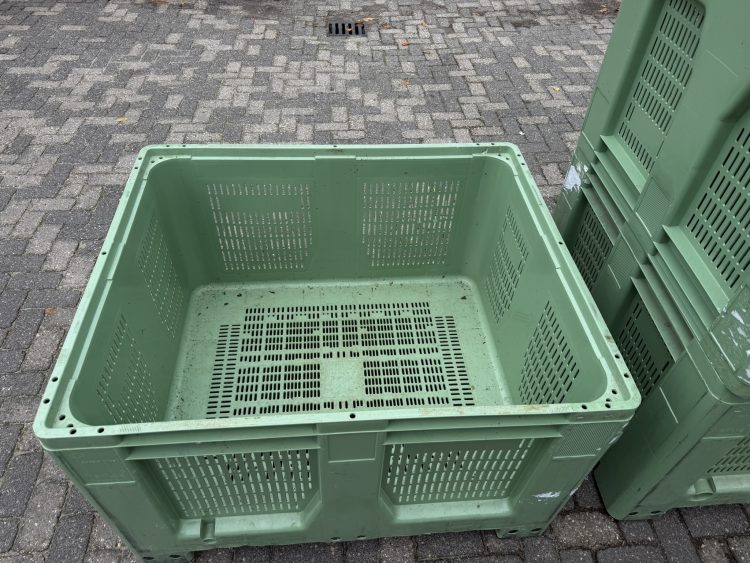 Geperforeerde kunststof palletbox hooibox, slowfeeder, fruit