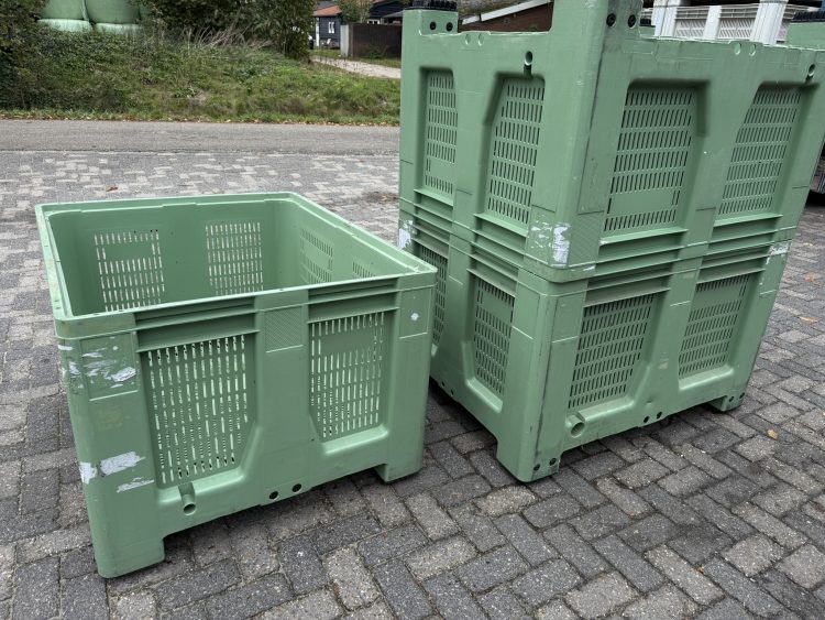 Geperforeerde kunststof palletbox hooibox, slowfeeder, fruit