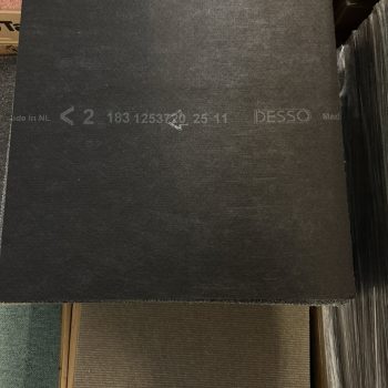 Desso tapijttegels 50x50cm grijs 17m2 B-keus nieuw #030