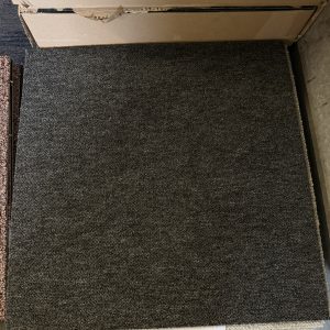 Partij Desso tapijttegels B-keus D. grijs 50x50cm nieuw #035