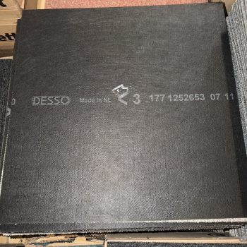 Partij Desso tapijttegels B-keus grijs 50x50cm nieuw #037
